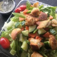 Fresh Garden Salad · Romaine, carrots, cucumber, tomatoes, green pepper and croutons served with choice of dressi...
