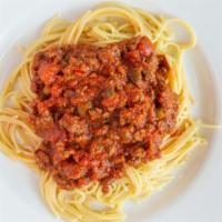 Spaghettis  · Spaghetti with meat and red sauce seasoned to perfection. Served with cornbread.