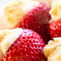 6 Stuffed Cheesecake Strawberries · 