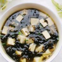 Seaweed Tofu Soup 紫菜豆腐汤 · 