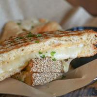 Nyc Grilled Cheese · SMOKED GOUDA & HAVARTI ON JALAPENO CORNBREAD W/NASHVILLE HOT SAUCE