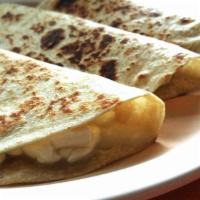 Quesadilla · Your choice of chicken or bacon, served with sour cream and oico de gallo.