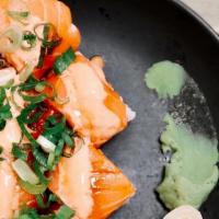 Chef'S Choice (5) · Nigiri (fish over sushi rice) and classic roll