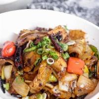 回锅肉🌶 Twice-Cooked Pork Belly · fast wok-fried thinly cut pork belly, leeks, green and red peppers