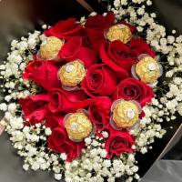 Jun-Choco6 · One dozen Red roses with the Chocolates arrangement .
