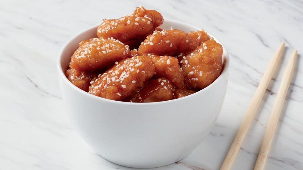 Sesame Chicken  · Crispy, tempura chicken tossed in a sweet and tangy sauce, garnished with sesame seeds. 1050 cal./2090 cal.