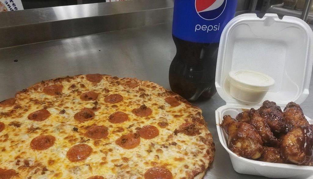 Combo 7 Game Day · 3XL PIZZAS
1 TOPP EACH
20 BONES-IN WINGS
2L DRINK
