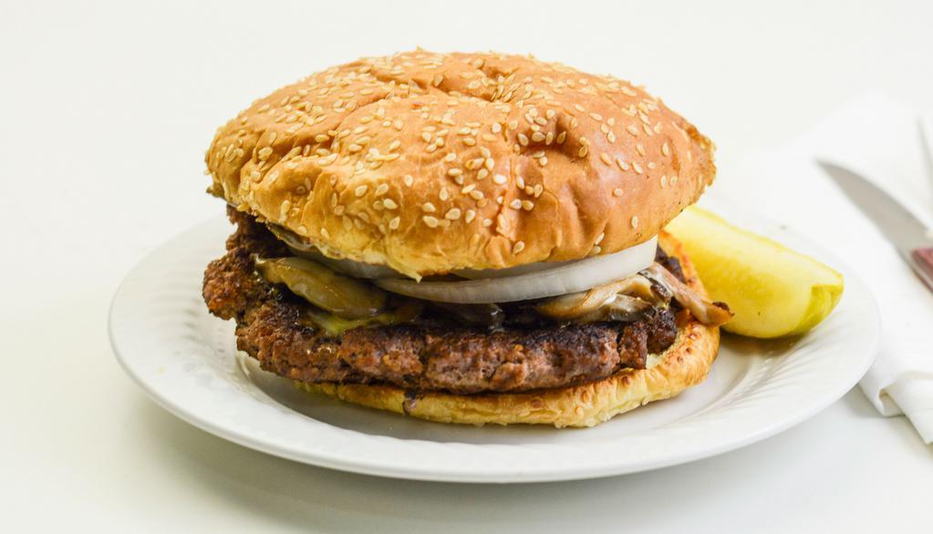 1/2 Lb. Mushroom & Swiss Burger · Includes lettuce, tomatoes and onions on a bun. Served with chips.