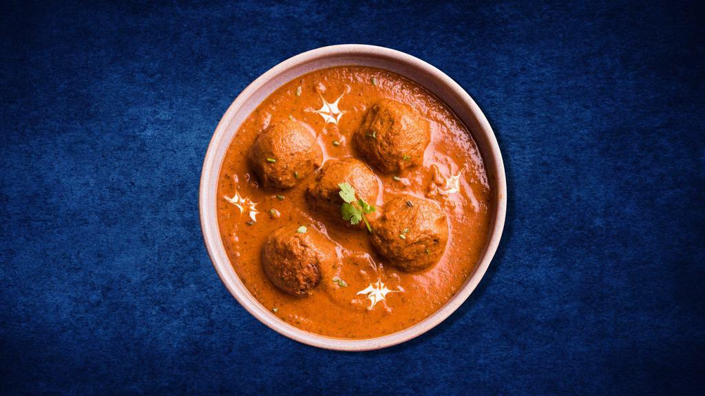 Malai Kofta · Deep fried paneer and potato balls, dunked in creamy smooth sweet onion gravy served with a rice.