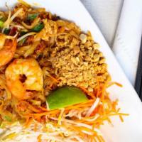 Pad Thai · Stir-fried rice noodle with bean sprout, onion, egg and peanut in pad Thai sauce.