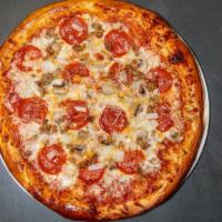 The Tommie Special · Sausage, pepperoni, white onions and mushrooms.