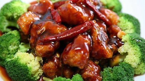 General Tso'S Chicken · Spicy. Chunky chicken dipped in special batter, pan fried to perfection sauteed with chefs special sauce, surrounding w. Broccoli.
