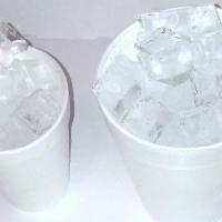 32 Oz. (Large) Cup Of Cubed Ice · 32 oz. Cup of ICE cubes