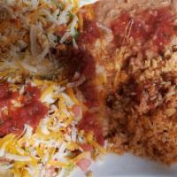 Los Mariachis · Chicken enchilada, chicken tostada and chicken taco.