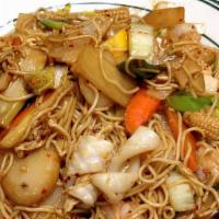 Spicy Mee Thai Lunch · Spicy. Stir fried egg noodles with egg, baby corn, bamboo shoot, carrot, Napa, onion, and wa...