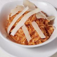 Kids Pasta · Brown Rice Pasta | Tomato Cream Sauce | Chicken | Parmesan