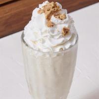 Peanut Butter Honey Graham Milkshake · Hartzler's Vanilla Ice Cream | Hartzler's Milk | Peanut Butter | Honey | Graham Cracker