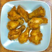 Fried Chicken Wings (4) 炸鸡翼 · 