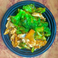 Chicken With Broccoli 芥兰鸡 · 