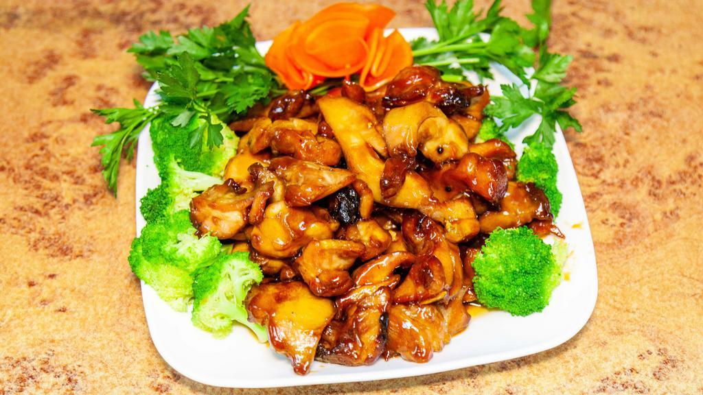 Bourbon Chicken 棒棒鸡 · Main dish can't add vegetables and meats.