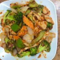 Szechuan Chicken 四川鸡 · Hot & spicy. Tender chicken with broccoli, straw mushrooms, baby corn and Chinese vegetable ...