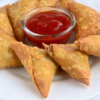 Fried Pastry - 3 Pc - Meat / Samosa · Fried pastry with meat fillings.