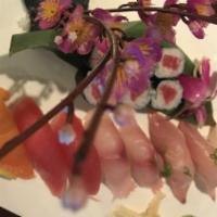 Salmon Girl · Spicy salmon maki, five salmon sushi.