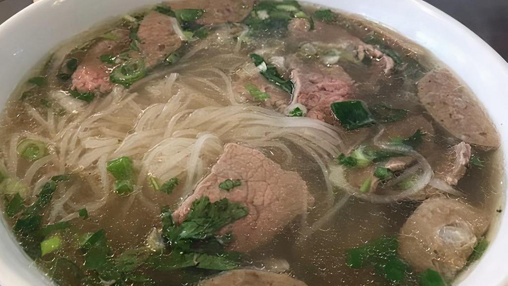 Meat Ball Pho · Beef meat ball, rice noodles, beef broth, onion, pepper.