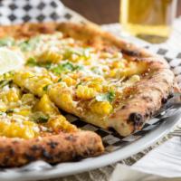 Eloté · Oil, mozzarella cheese, roasted corn, mayo, cotija cheese, cilantro, and chili powder.