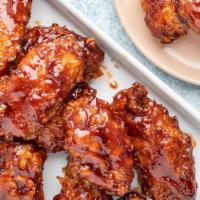  Bbq Wings  · Tasty hickory barbecaue  sauce

 7piece Wing Dings