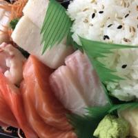 Chirashi · assorted sashimi on bed of sushi rice

Consumer Advisory: eating raw fish, shellfish and egg...