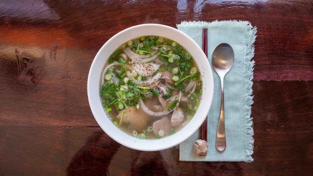 Special (Combination) Pho · Combination of rare steak, meat balls, flank, tendon, and tripes.