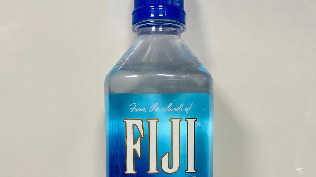 Fiji (700Ml) · 