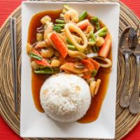 Bangkok Seafood Combo · Shrimp, scallop, squid, imitation crabmeat, broccoli, bamboo shoots, celery, mushrooms, Napa...