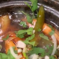 Ginger Chicken Clay Pot · Broccoli, sweet onions, carrots, bell peppers, green onion.
