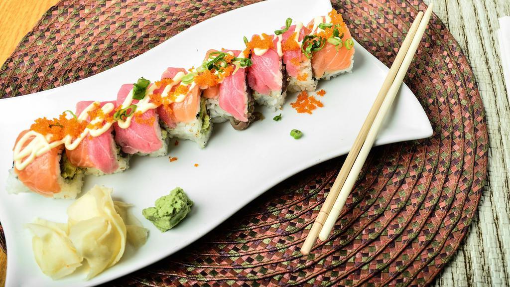 Edamond Roll · Inside: tuna, avocado.  Outside: salmon, tuna, Japanese mayo, green onion.