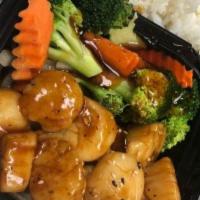 Scallop Teriyaki · Cooked Onion  , Broccoli.  Carrots ,Teriyaki ,Scallop  ,  Steamed White Rice , Clear Soup & ...