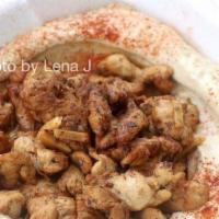 Hommous & Chicken · Hommous topped with chicken.