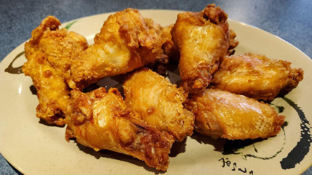 Fried Chicken Wings - 炸雞翼 · 8 pieces. Gluten free.