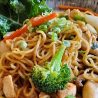 Chicken Yakisoba · Pan-fried noodle with chicken and vegetables and spring roll.
