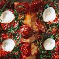 Detroit Motor City (12X17) · Detroit Style Pizza w/ Mozzarella, Cheddar, Pepperoni, Fresh Basil, Red Sauce