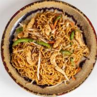 Chicken Stir Fried Ramen · Chicken Stir fried with noodles, carrots, bean sprouts, and green pepper.