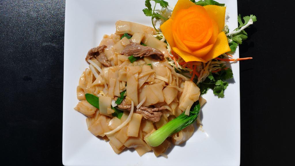 Cantonese Chow Fun · Stir-fried wide rice noodles with bok choy, onion, snow pea, and bamboo shoot