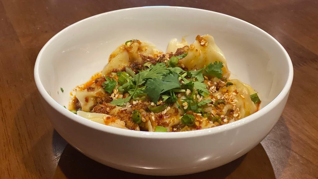 Spicy Wontons In Chili Sauce · (Spicy)(Pork)