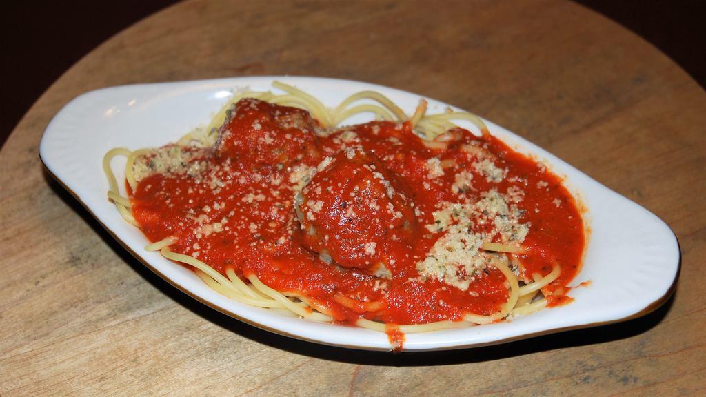Spaghetti & Meatballs · Served with our Housemade Meatballs and your choice of Meat or Marinara Sauce.
served with Breadsticks and a House Garden Salad. Upgrade to a Greek, Antipasto or Caesar Salad for an additional charge.
