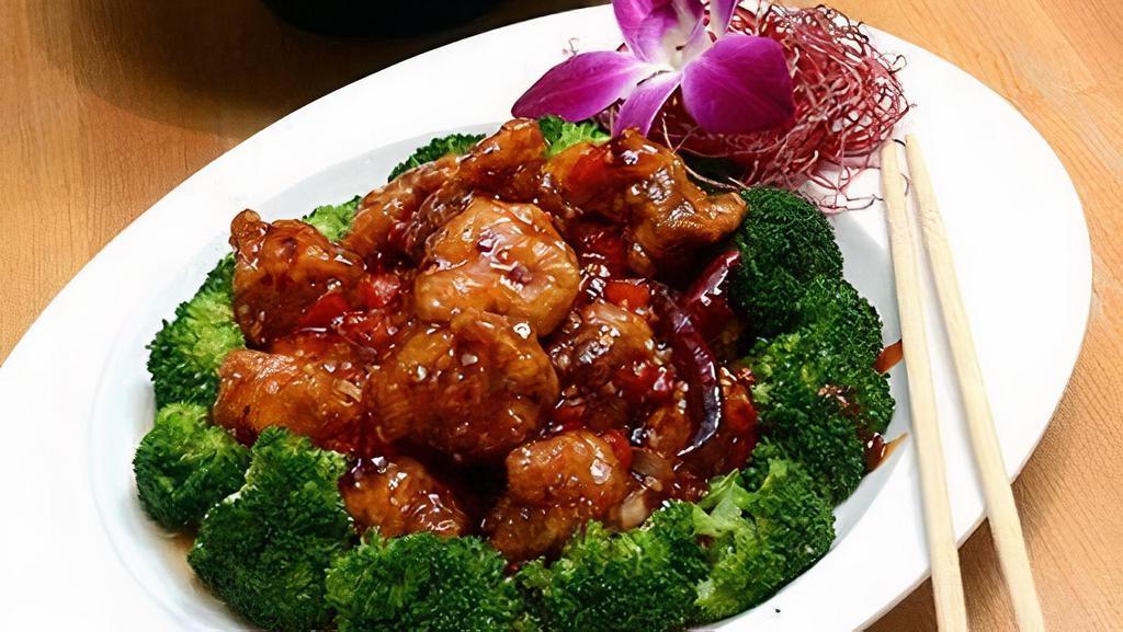 General Tso'S Chicken (Small) · Hot and spicy. General tso's chicken deep fried battered chicken, sautéed with minced garlic.
