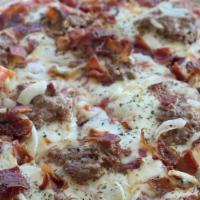 Holly'S Pizza · House BBQ sauce, sausage, bacon, and onions.