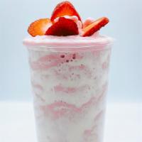 Berry & Cream · Strawberry smoothie with fresh strawberry and cheese cream (contains dairy)