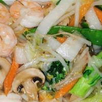 Shrimp Kow · Shrimp w. Bok Choy, Broccoli, Peapod, Carrot, Water Chestnut, Mushroom. Served with steamed ...