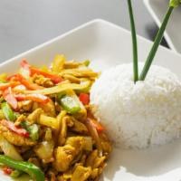 Keo House Stir-Fry · Lemongrass, galangal, green, and red bell pepper, onion, chili, and turmeric.